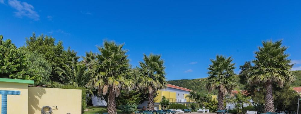 Hotel Teresinha Praia da Vitória المظهر الخارجي الصورة