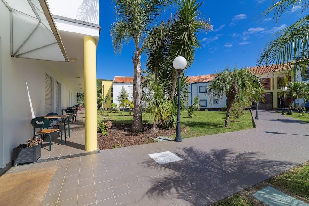 Hotel Teresinha Praia da Vitória المظهر الخارجي الصورة